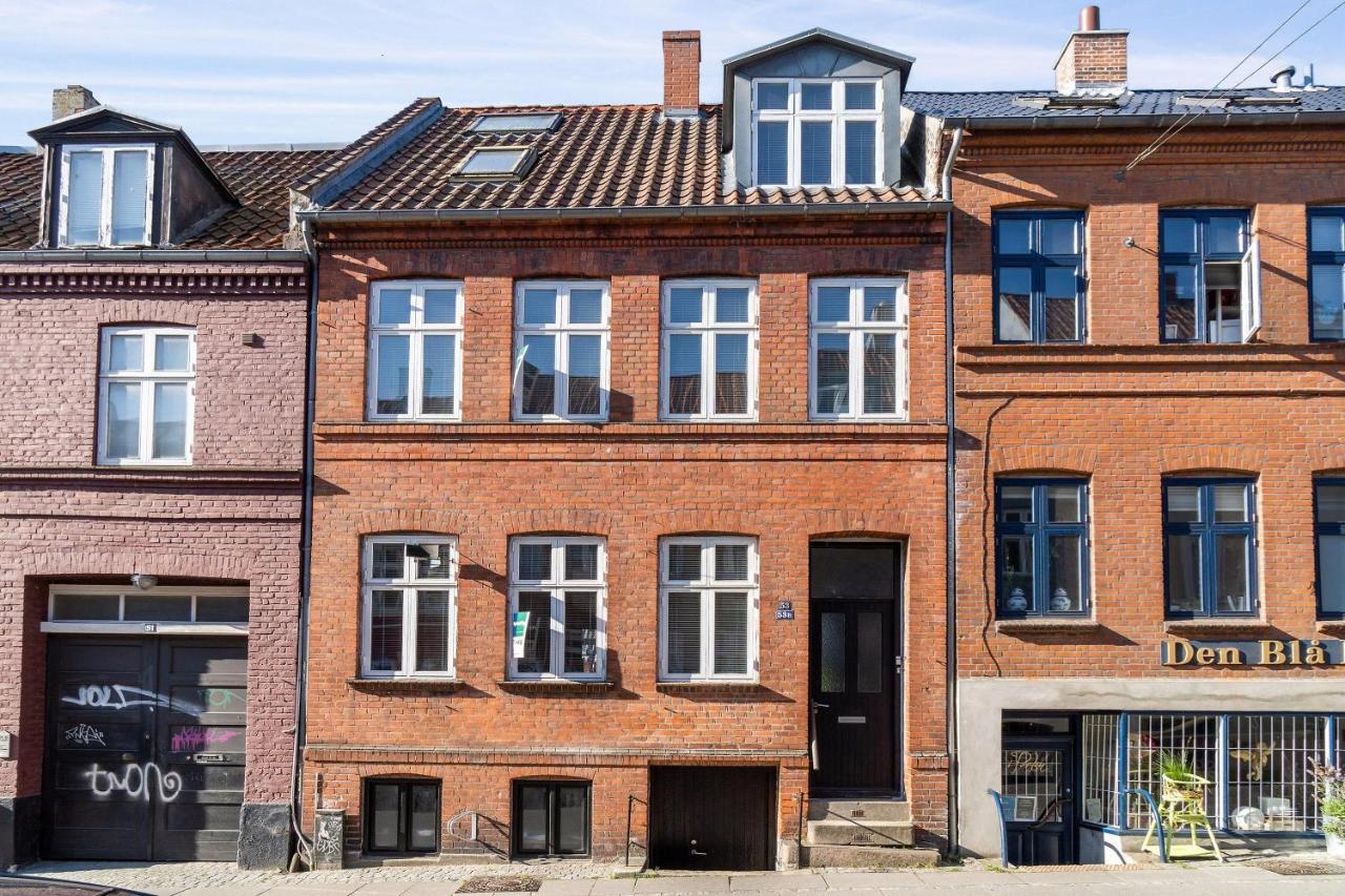 Beautiful Private Apartment, With Garden, Roof Terraze, 150 Square M, 2 Floors, 2 Bedrooms And An Extra Bed In The Livingroom Århus Exterior foto